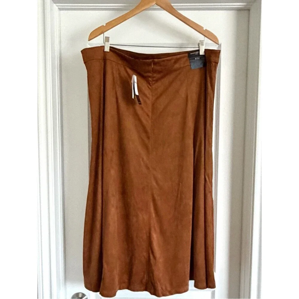 Banana Republic Vegan Suede Button-Front Midi Skirt Cognac Brown Size 20 Tall